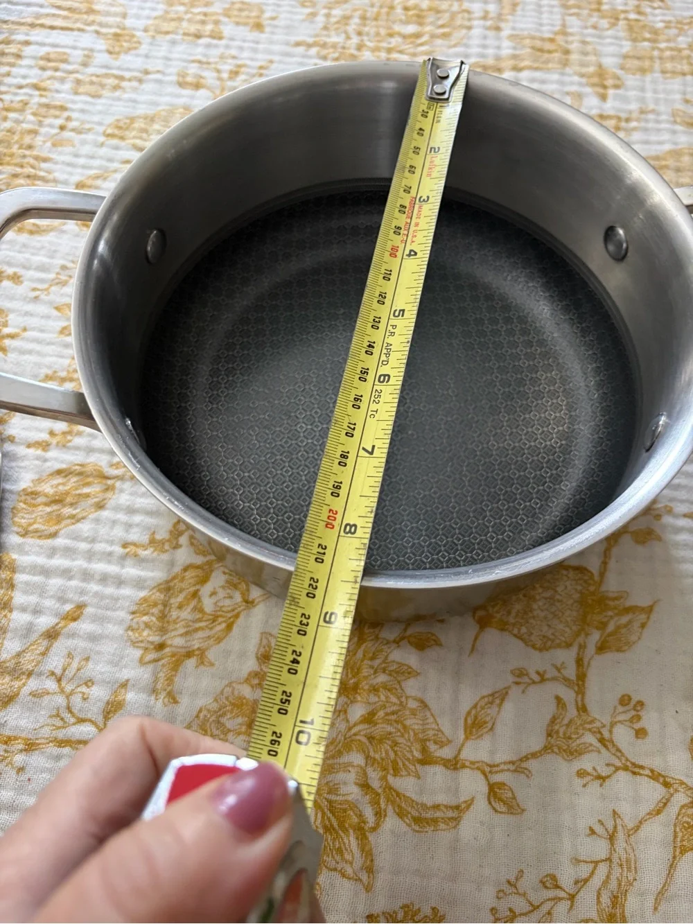 Stainless Steel Covered Casserole Pan in Silver